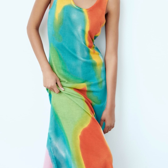 Zara limited edition fun midi dress you cannot miss - Picture 2 of 7